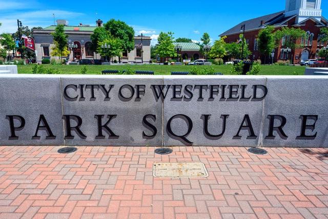 City of Westfield Park Square Stone Sign